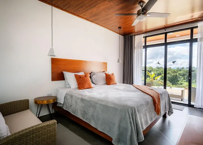 Santa Maria - Private Bay Arenal Bed & Breakfast