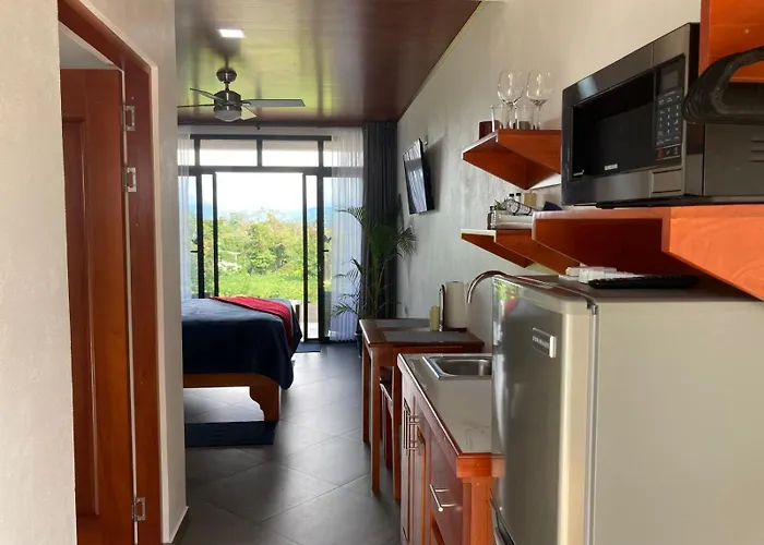Santa Maria - Private Bay Arenal Bed & Breakfast Nuevo Arenal